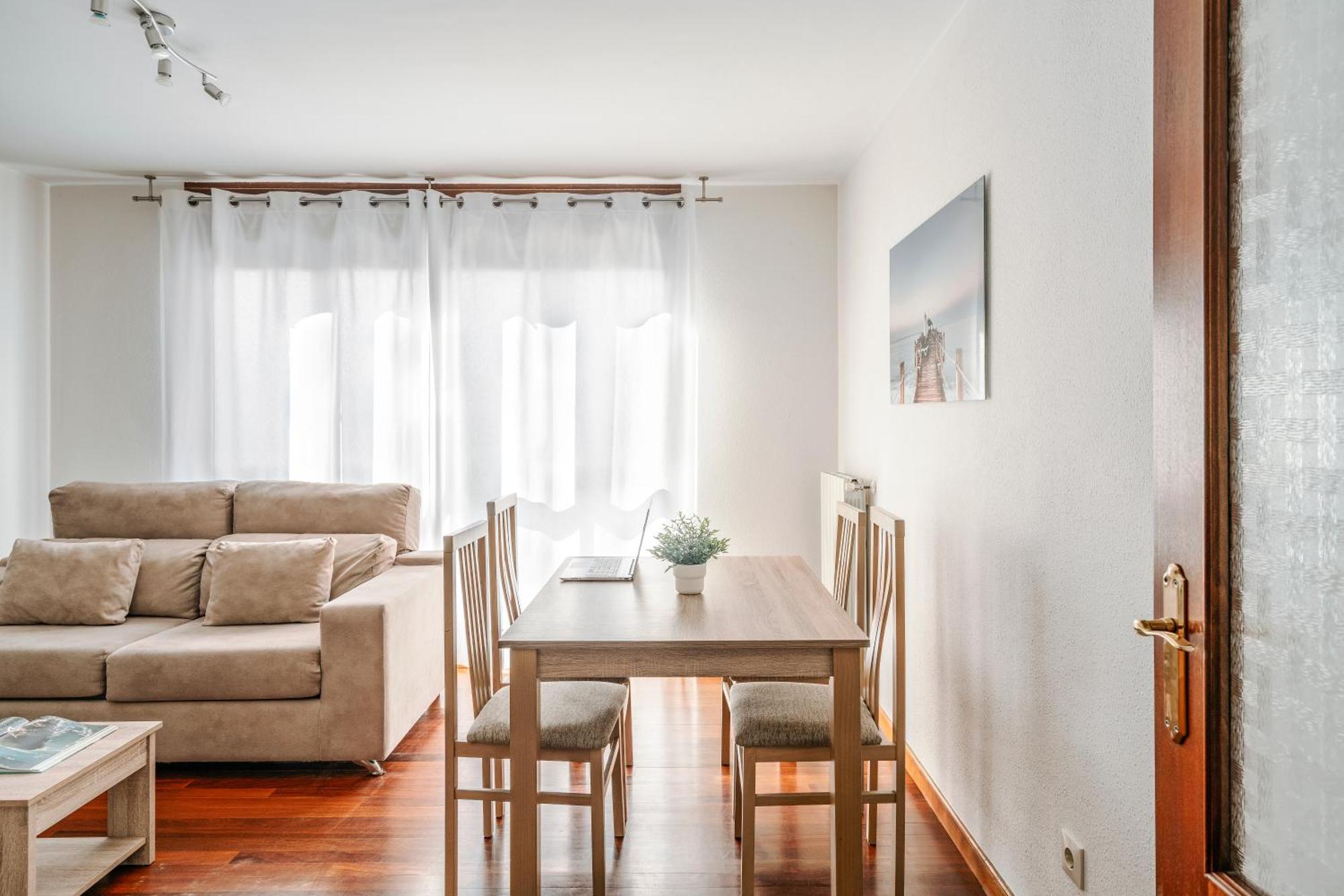 Apartamentos Alday Maliaño المظهر الخارجي الصورة
