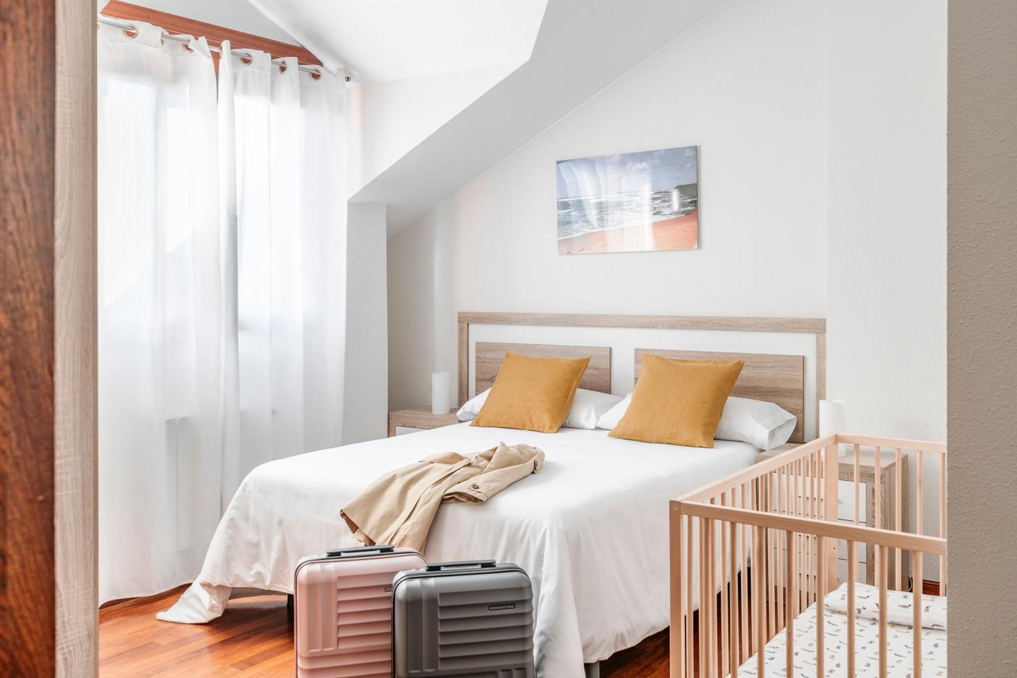 Apartamentos Alday Maliaño المظهر الخارجي الصورة